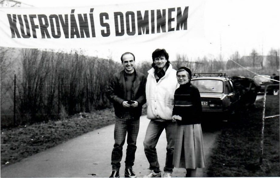 Kufrování s Dominem